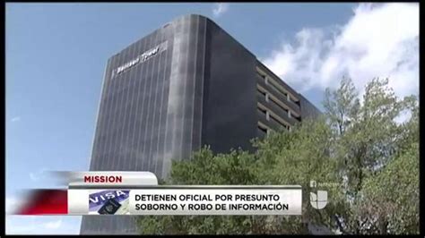 Detienen Oficial Por Presunto Soborno Y Robo De Informaci N V Deo