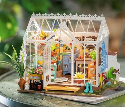 Rolife Dg Diy Led Dreamy Garden Miniature House Kit