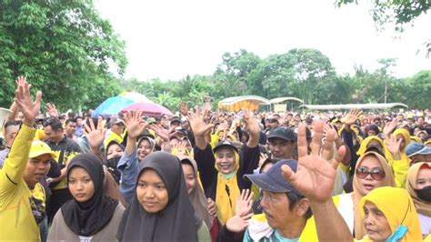 Paman Birin Jalan Sehat Apan Bersama Masyarakat Astambul Jurnal