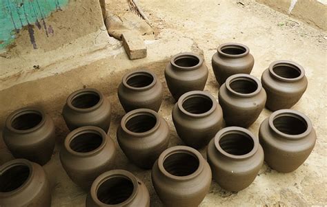 Matka The Earthen Pot Story Of Indian Crafts And Craftsmen