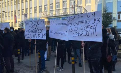 Përfundon protesta e serbëve në Mitrovicë flet policia Epoka e Re