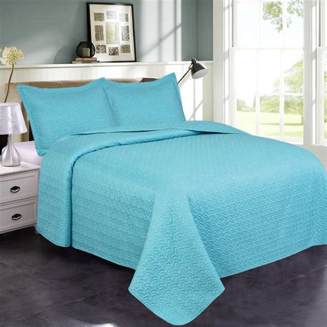 Quilt Set Queen Size 3 Piece Soft Microfiber Embossed Bedspread