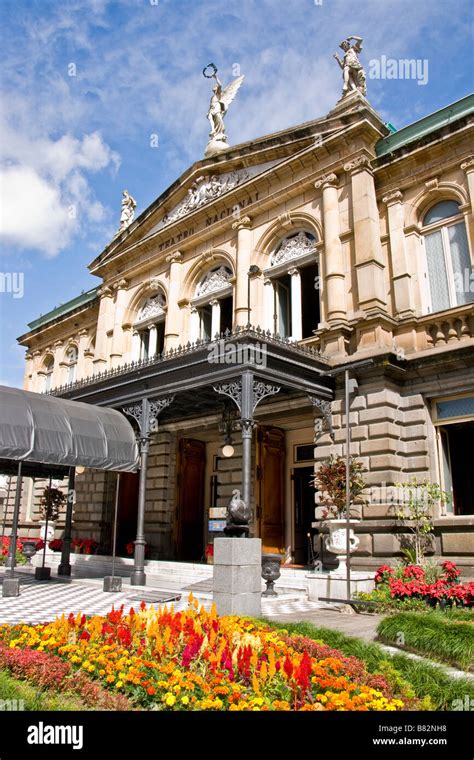 Teatro Nacional De Costa Fotografías E Imágenes De Alta Resolución Alamy