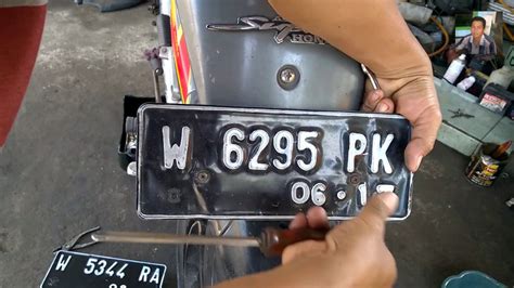 Cara Mengganti Plat Nomor Motor Secara Manual Cara Memasang Plat Baru