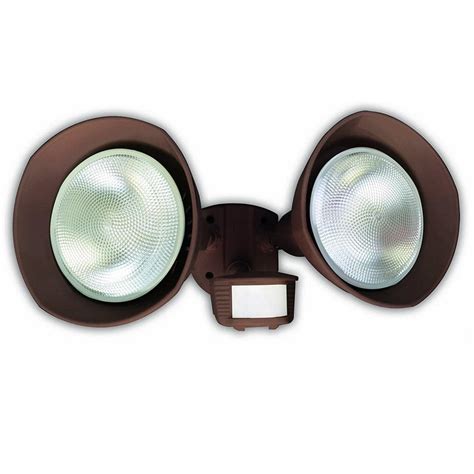 Southwire 150 Watt 180 Degree Bronze Motion Activated Outdoor Dusk To Dawn Security Flood Light