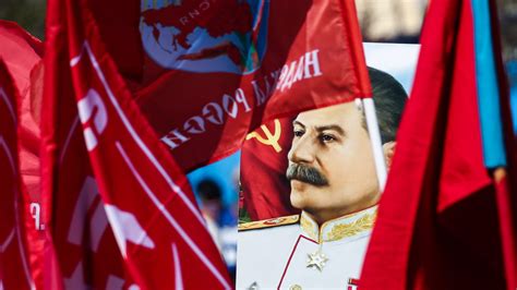 Why Is Stalins Popularity On The Rise The Moscow Times