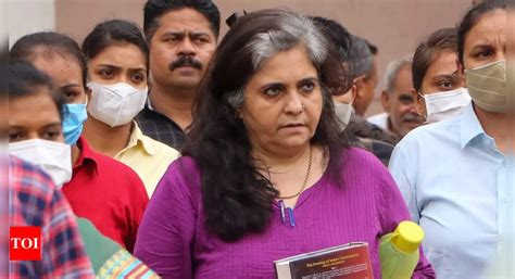 Gujarat Riots Sc Refers Teesta Setalvad S Bail Request To Larger