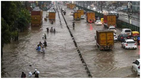 Delhi Floods Arvind Kejriwal Visits Ito Seeks Help From Army Ndrf Inventiva