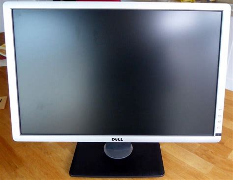 Dell Professional P Widescreen Flat Panel Monitor Great Condition