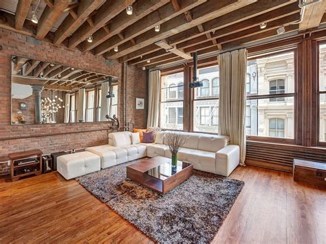 Cozy New York City Loft Enthralls With An Eclectic Interior Wrapped In ...