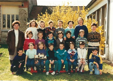 Photo De Classe Ce Ce De Ecole Jean Hochet Ribecourt