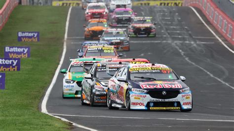 Van Gisbergen Tander Lead Bathurst At Midpoint