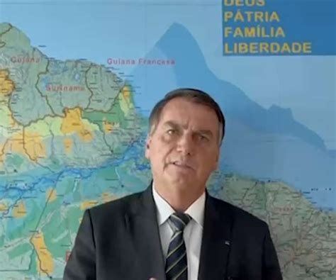 Bolsonaro Grava V Deos Pedindo Doa Es Pl Reclama De Falta De Verba