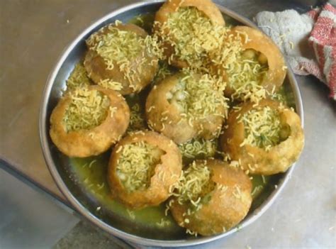 Pani Puri Popular Street Food in Mumbai | Only In Your State Only In ...