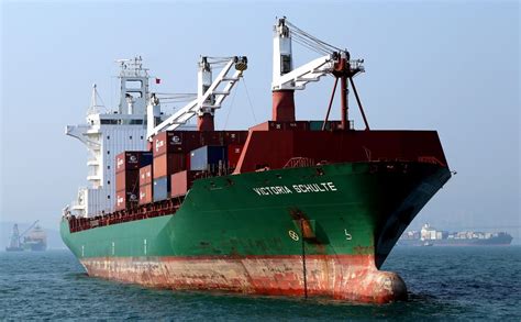 MPC Container Ships compra mais três feeders Transportes Negócios