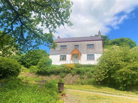 Cwm Cou Newcastle Emlyn Bed Detached House