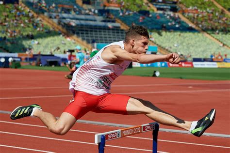 Lekkoatletyka W Cieniu Skandalu I Stalkingu Jest Reakcja Policji