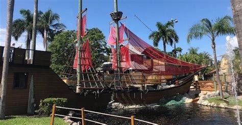 Smugglers Cove Adventure Golf In Fort Myers Beach Must Do Visitor