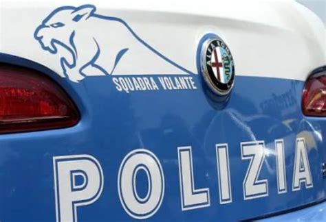 Si Fingono Clienti E Picchiano E Rapinano Prostitute In Casa Quattro