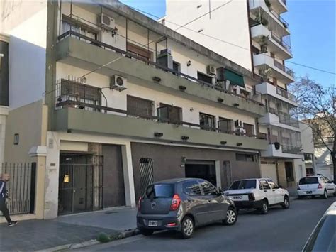 Departamento Venta 3 ambientes 40 años 70m2 con balcón P Lozano 3300