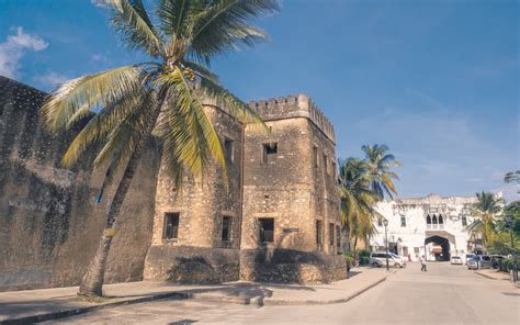 Stroll Through The Old Streets Of Stone Town Evaneos