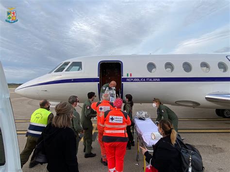 Volo Salvavita Per Un Neonato Di Appena Quattro Giorni Aeronautica