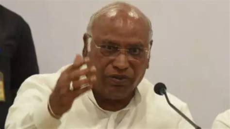 Congress MP Mallikarjun Kharge likely to become Leader of Opposition in ...