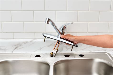 How To Fix A Kitchen Faucet That Won T Turn On Dandk Organizer