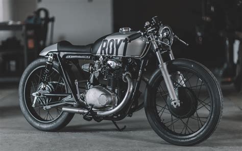 Custom Honda CB250 ROYT Is a Two-Wheeled Acronym With Monochromatic ...