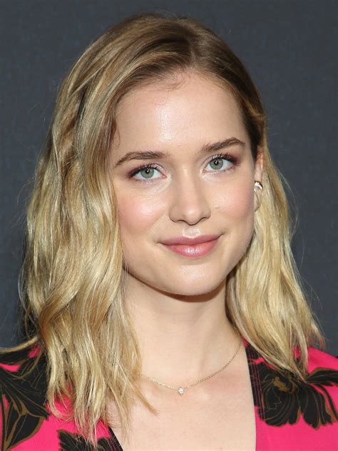 Elizabeth Lail Actress