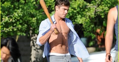 I Like Man Zac Efron Shirtless Abs Flashing On Townies Basketball Set