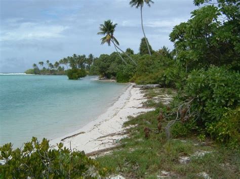 THE BEST BEACHES in Kiribati - The Travel Hacking Life