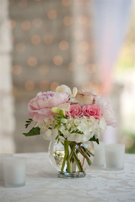 Small Pink and White Centerpieces