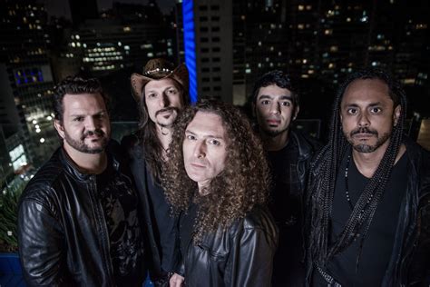 Angra volta à Bahia turnê do álbum Rebirth no dia 16 12 Tá