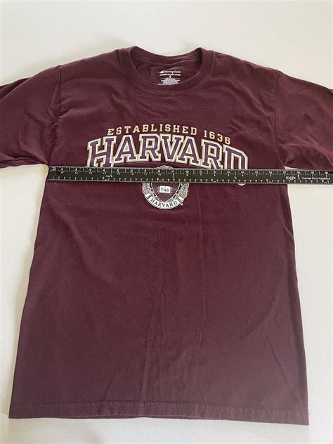 Rare Champion Harvard University Crest Logo T Shirt M Gem