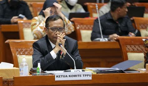 Benarkah Mahfud MD Mundur Dari Kabinet Indonesia Maju Cek Faktanya