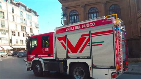 Partenza Aps City Vigili Del Fuoco In Sirena Youtube