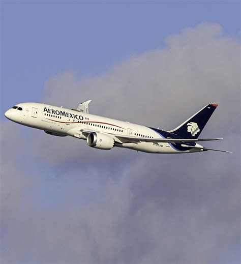 Aeromexico Banking Out Of Jfk Anthonysileno Flickr