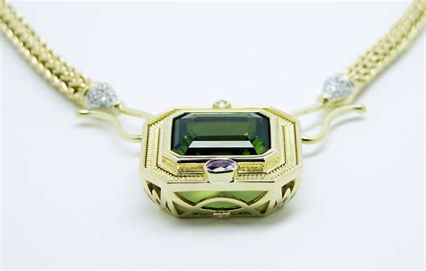 Peridot Pendant & Earrings | Exclusive Jewelry Designs