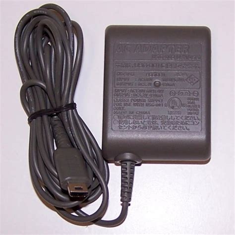 Nintendo DS Lite Game Boy Advanced Micro GBA AC Adapter Charger USG 002