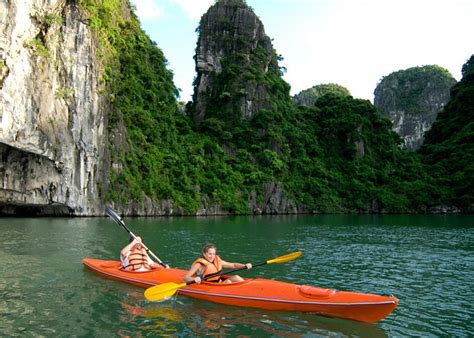 Kinh Nghiệm Chèo Thuyền Kayak ở Hạ Long Siêu Vui Và Trải Nghiệm