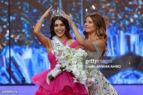 Miss Lebanon 2022 Yasmina Zaytoun Is Crowned By Miss Lebanon 2018