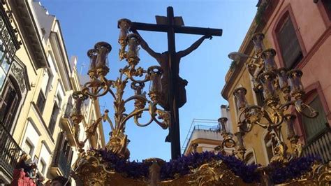 En V Deo As Pasaba El Cristo De Las Almas De Los Javieres Por La Alameda