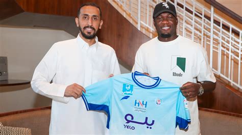 Felipe Caicedo Ficha Por El Abha Fc De Arabia Saudita