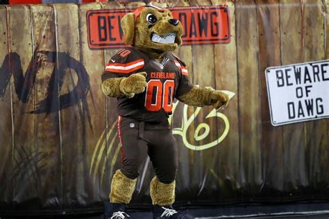 What is Cleveland Browns Mascot Chomp’s Salary?