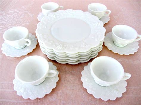 Westmoreland 32 Piece Milk Glass Dinnerware Or Luncheon Set