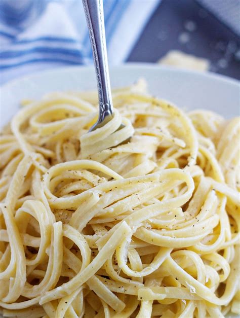 Fettuccine With Butter And Cheese Recipe Fettuccine Tasty Pasta