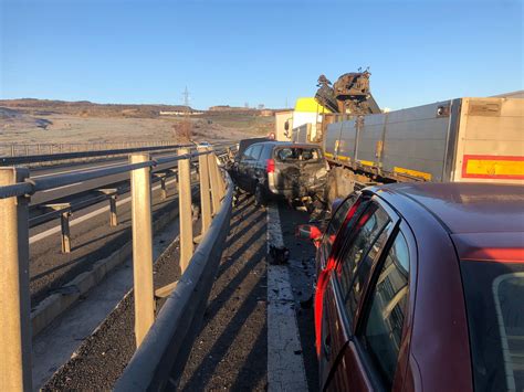 VIDEO Carambol Pe Autostrada Transilvania 11 Autovehicule Sunt