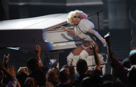 Lady Gaga S 2009 MTV VMAs Performance Video POPSUGAR Celebrity Photo 14