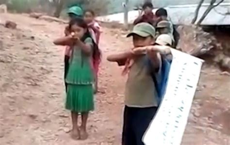 Niños Se Unen A Grupos Autodefensas En Guerrero